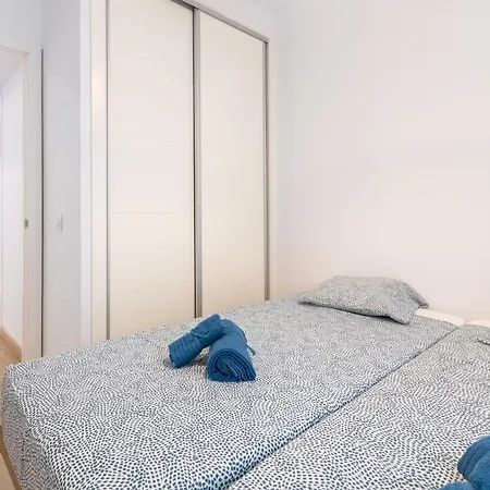 Apartment Charming 2 Bedroom Triana Bridge By Ocityzen