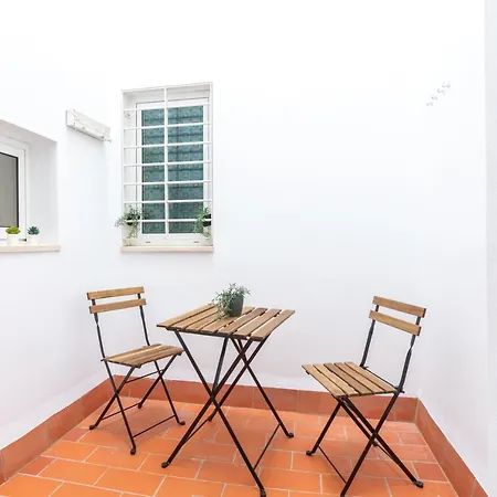 Apartment Charming 2 Bedroom Triana Bridge By Ocityzen Seville