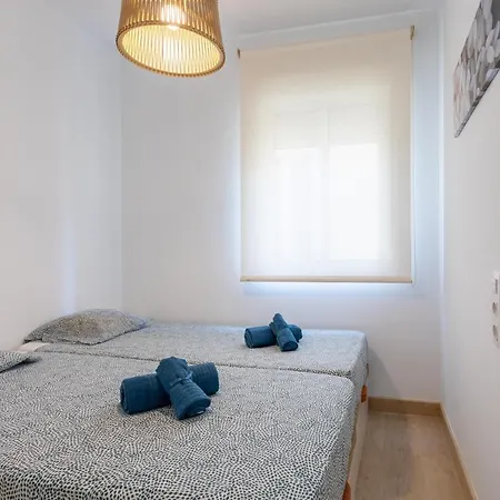 Charming 2 Bedroom Triana Bridge By Ocityzen Seville